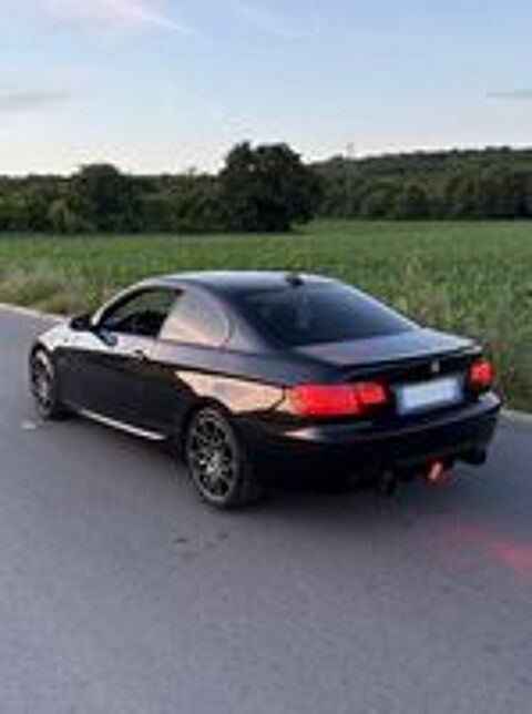 S&eacute;rie 3 Coupe 325i 218ch Luxe Steptronic A 2007 occasion 51000 Ch&acirc;lons-en-Champagne