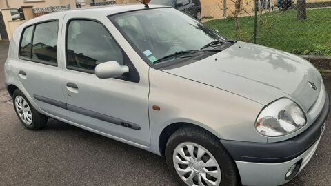 Renault clio ii Clio 1.2i 16V Authentique