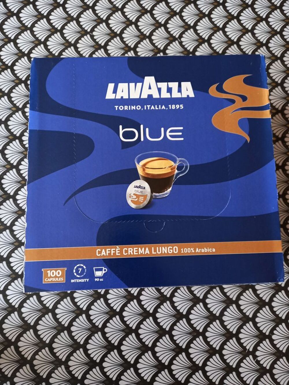 LAVAZZA BLUE boite cafe Electromnager