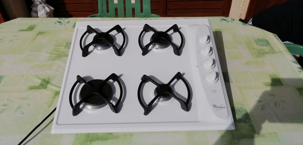 Table de cuisson gaz Whirlpool encastrable Electroménager