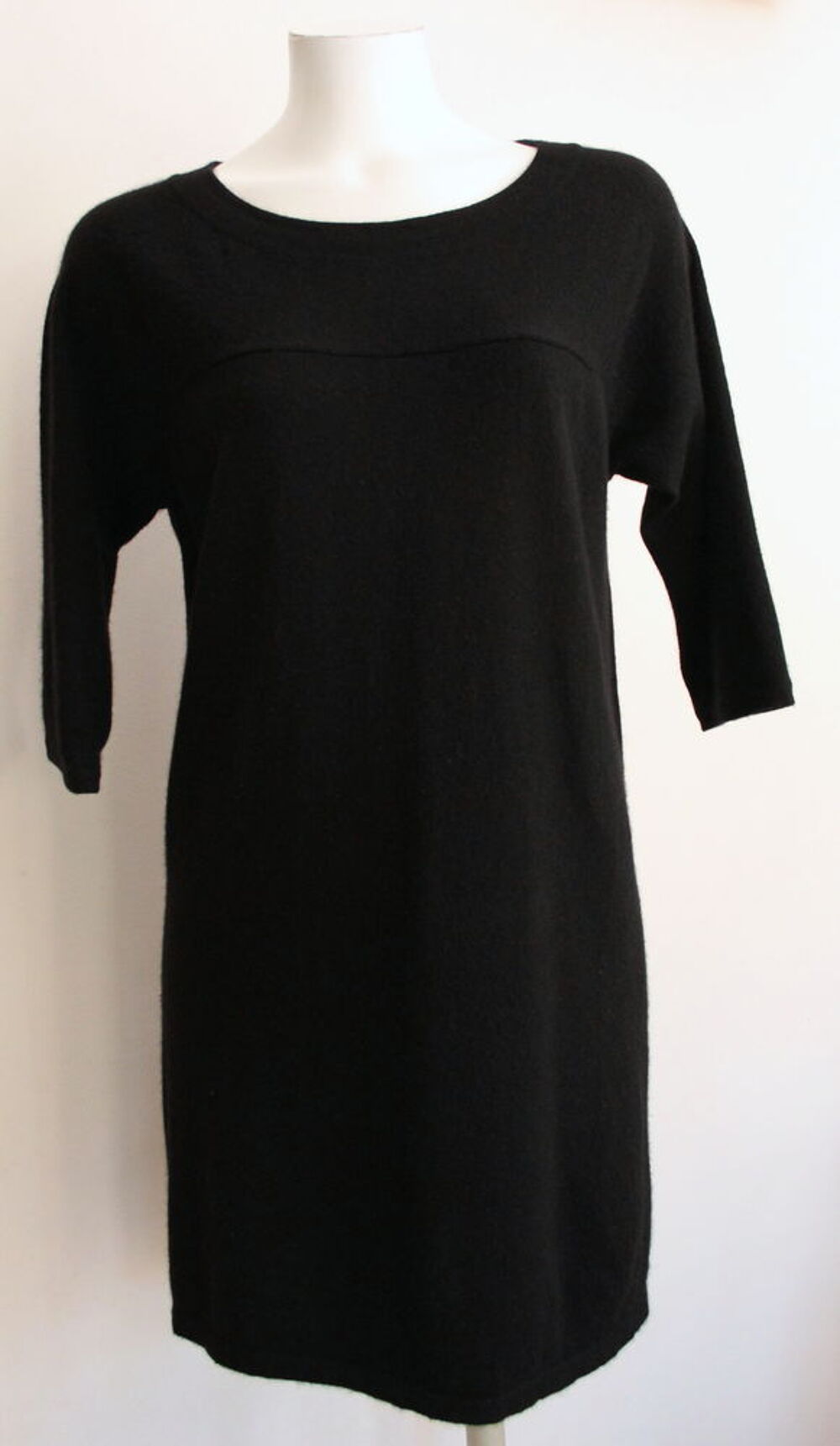 Robe cachemire noire ERIC BOMPARD T.XL Vêtements