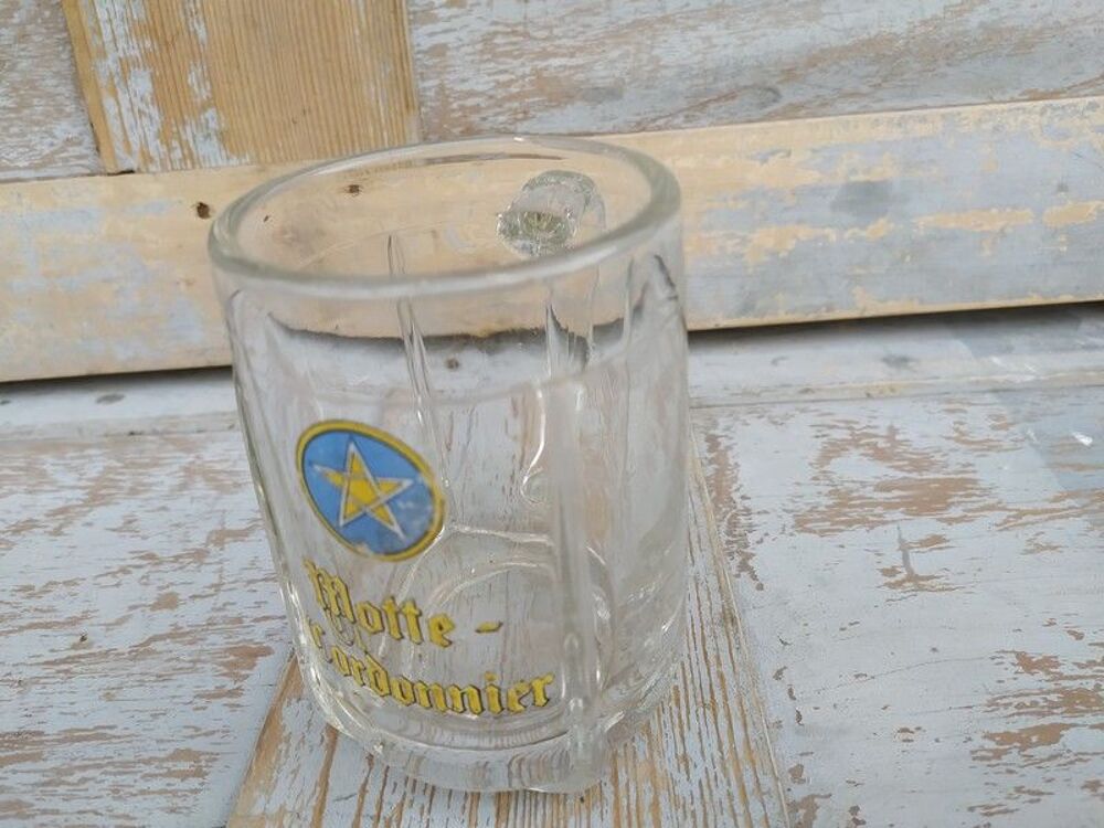 Ancienne Chope &Eacute;maill&eacute;e Bi&egrave;re Motte-Cordonnier
