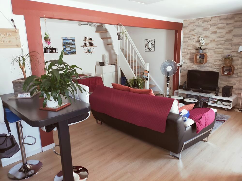 Vente Duplex/Triplex Duplex T3 rénové.  Aucun travaux à prévoir.  Faibles charges Bagnères-de-bigorre