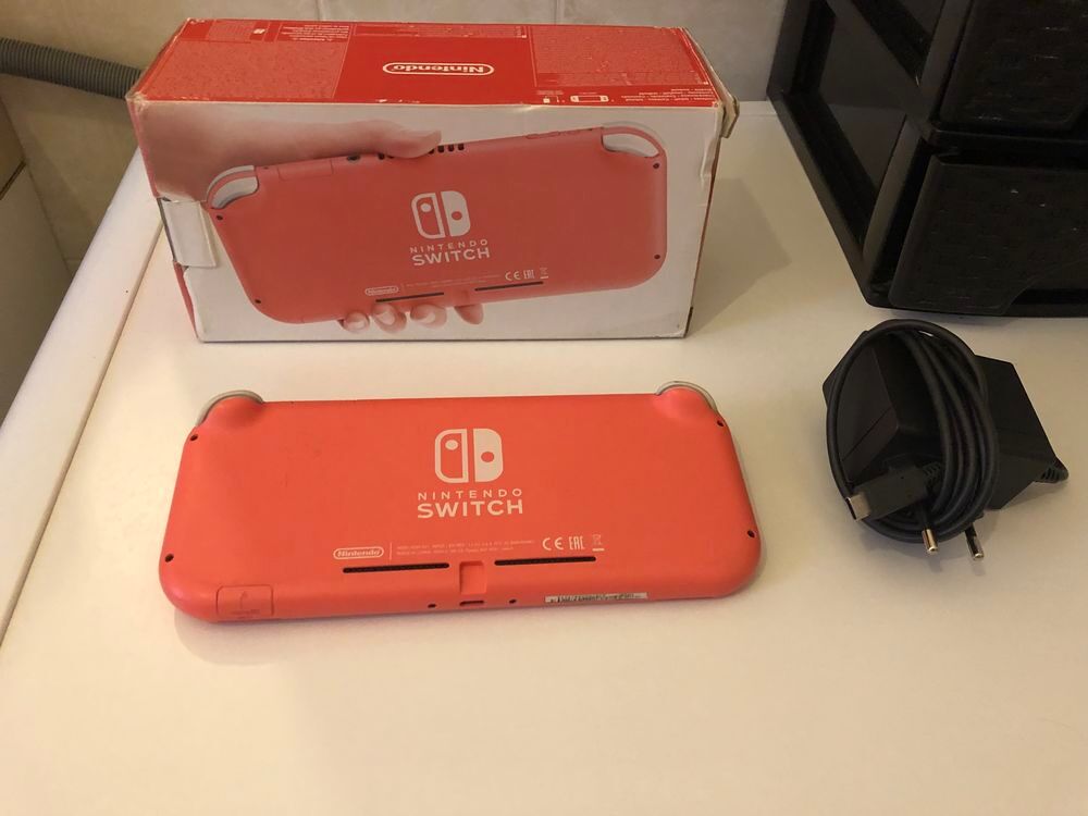 Nintendo switch lite corail Jeux / jouets