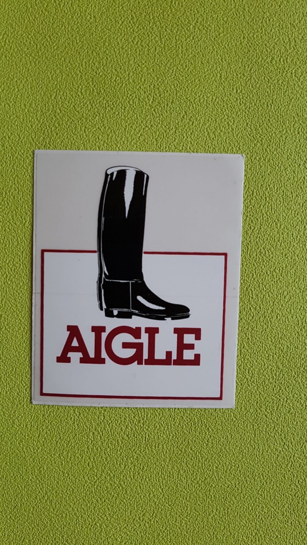 AIGLE 