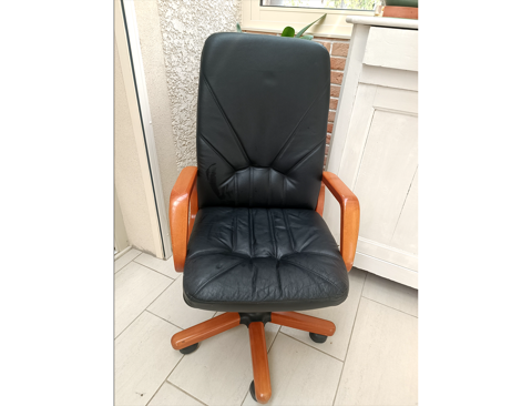 Si�ge de bureau 100 Aubigny-en-Plaine (21)