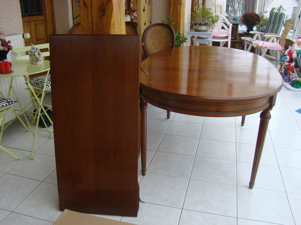 TABLE ET CHAISES LOUIS XVI Meubles