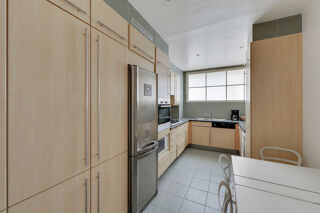  Appartement à louer 3 pièces 97 m²