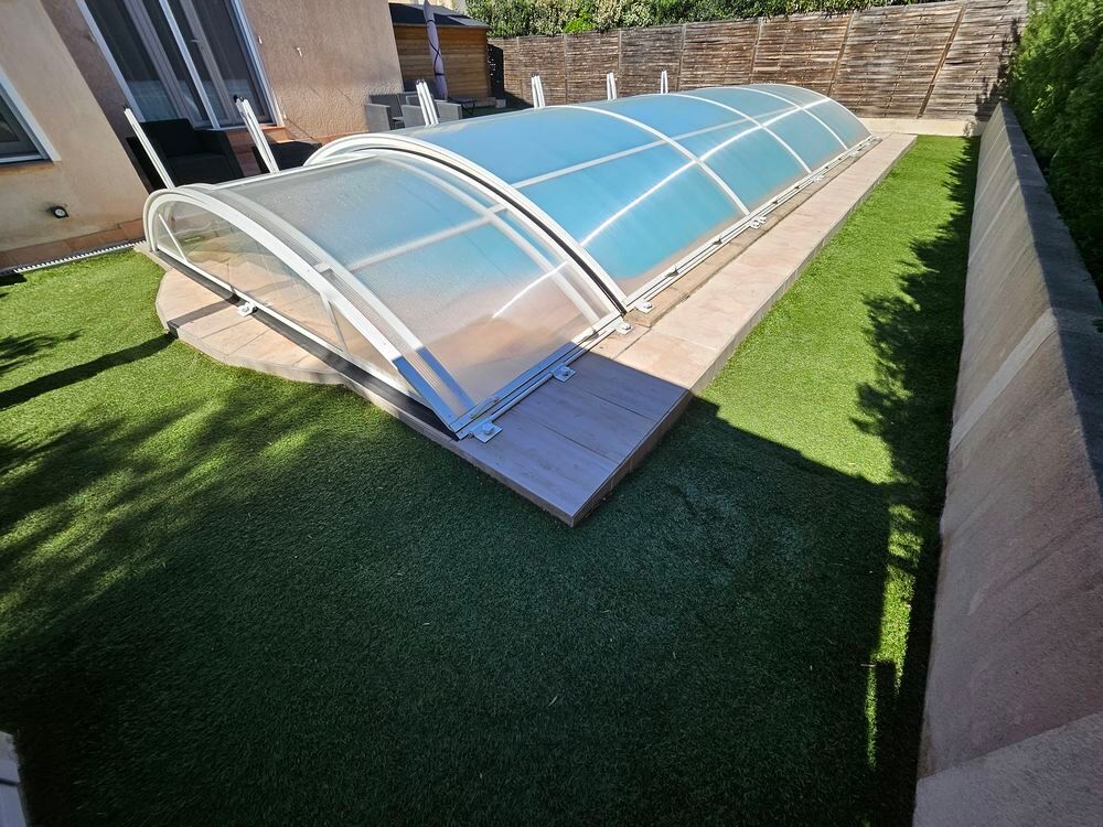 Abri piscine Abrideal Primo 2024 - 9.40 x 4,14 - 5 modules - Jardin
