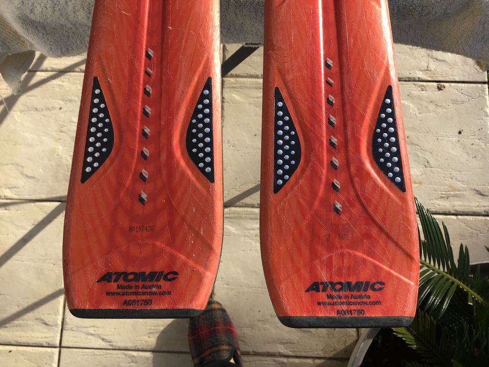 Skis de piste et chaussures Sports