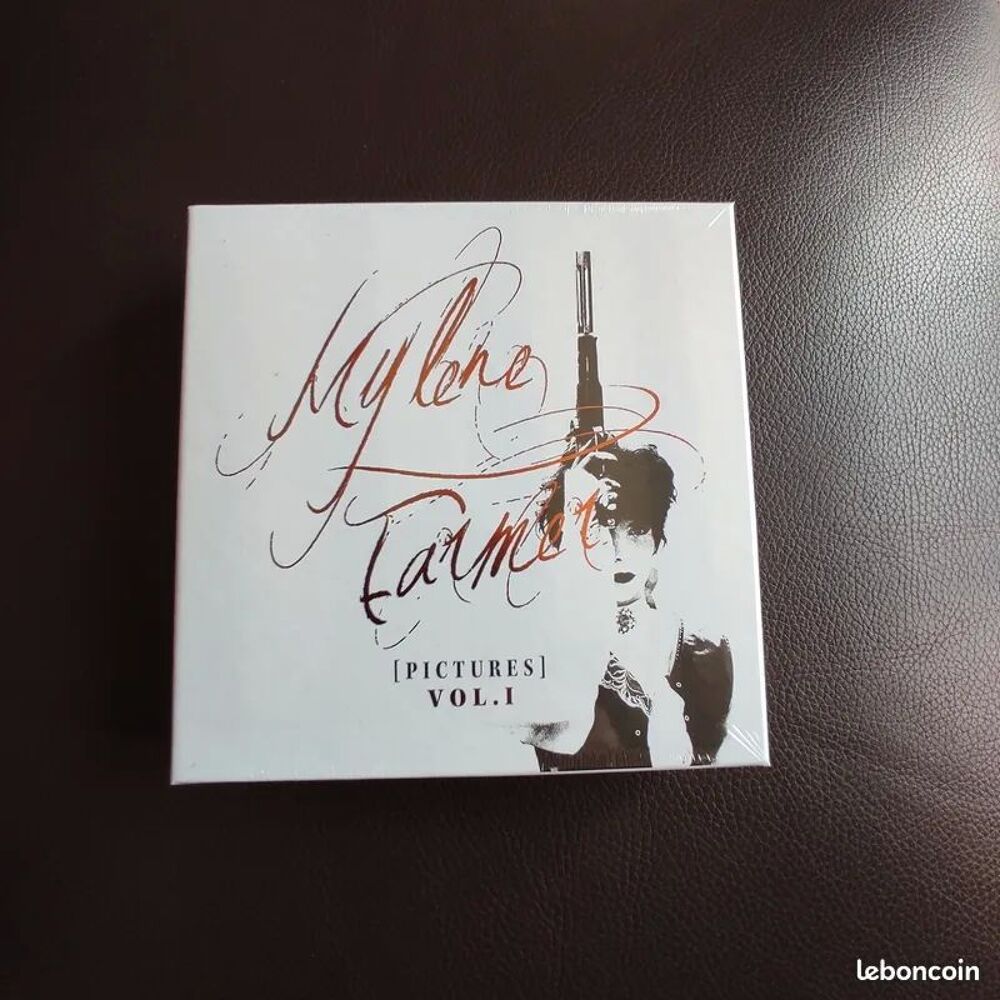 Coffret Myl&egrave;ne Farmer neuf scell&eacute; + 2 cd neuf CD et vinyles