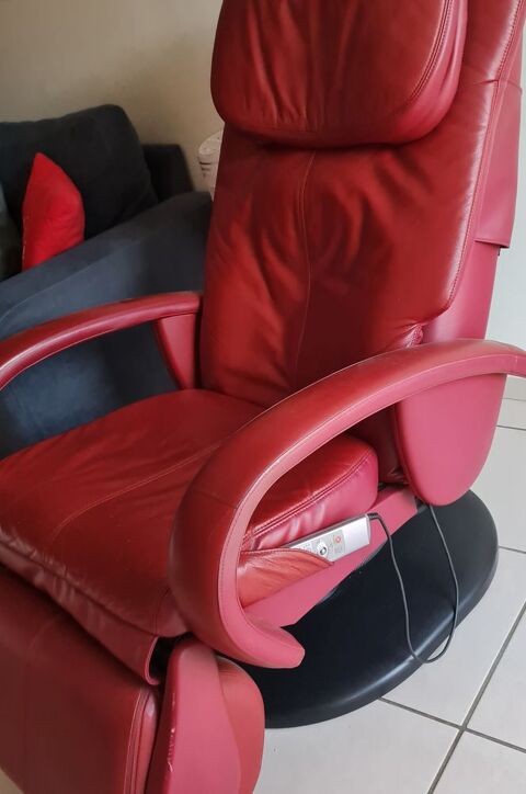 FAUTEUIL DE MASSAGE COMPLET TETE NUQUE DOS JAMBES CUIR TBE 300 Savenay (44)