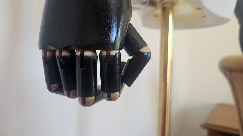 Mannequin buste femme lumineux avec bras bois articul&eacute;s et s Décoration