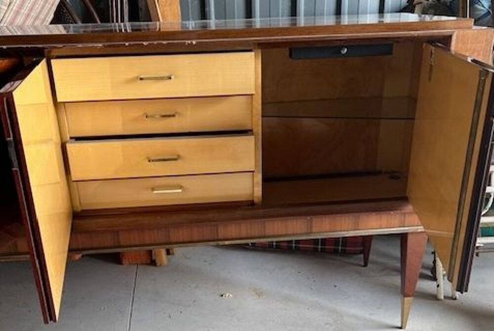 Enfilade style"scandinave" ann&eacute;es 60. En cm : L250 P50 H101 Meubles