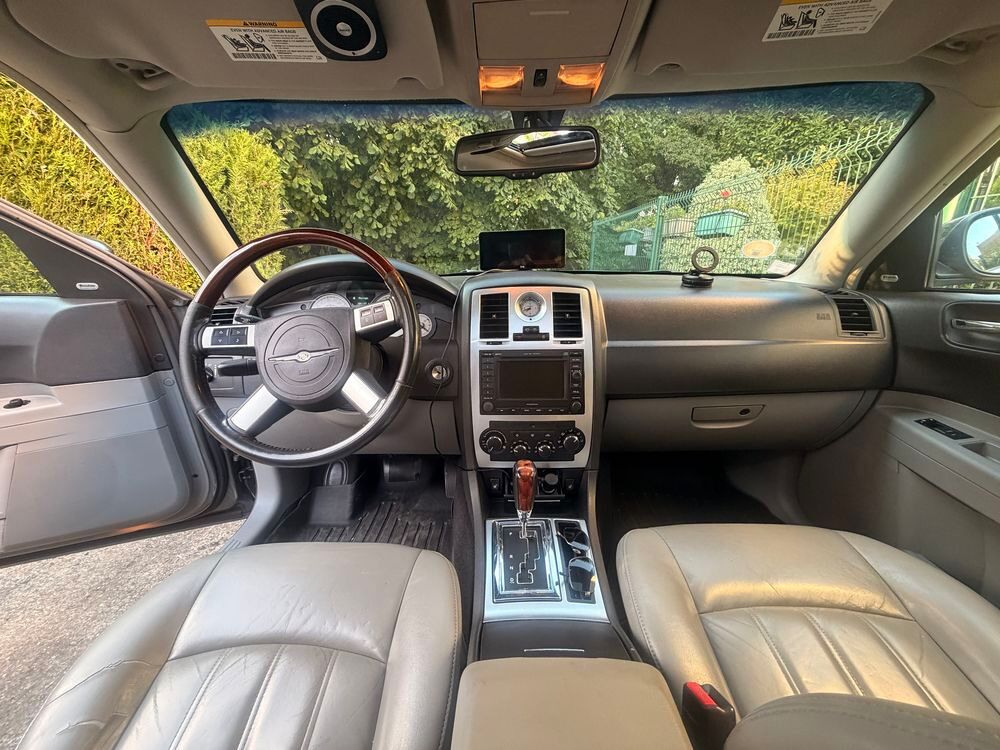 300C Touring 3.0 CRD A 2007 occasion 77000 Melun