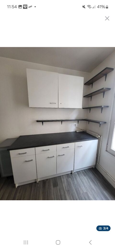 kitchenette, vitrine, gaziniere. 150 Metz (57)