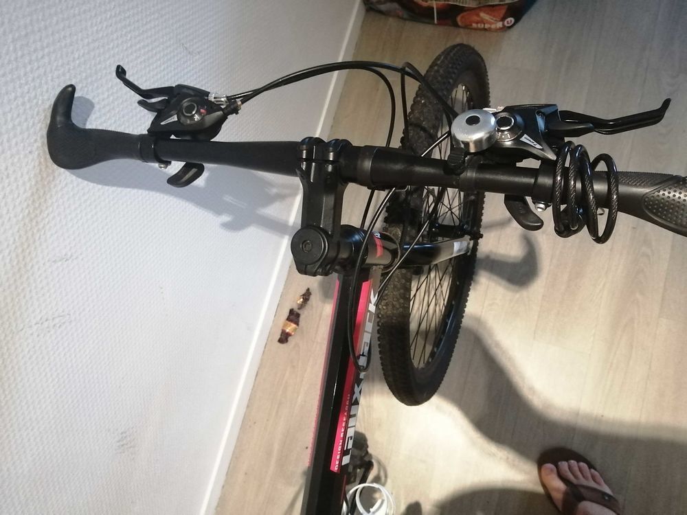 v&eacute;lo montagne pliable pour hommes et femm adultes taille L Vélos