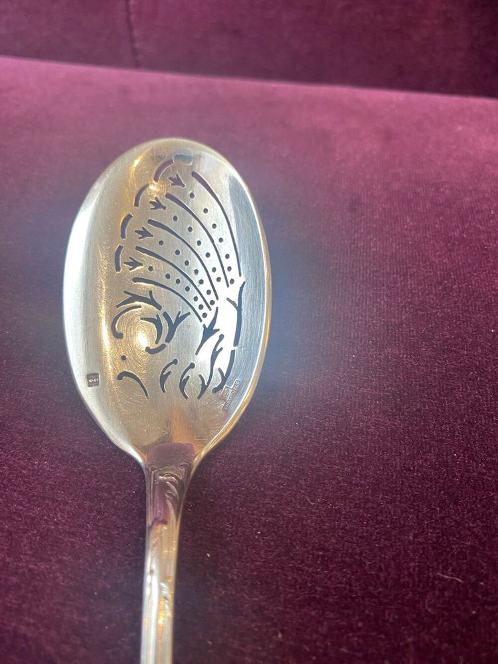 Petite cuill&egrave;re avec fleur artistique 