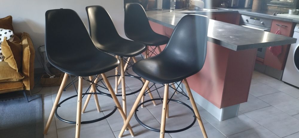 Lot de 4 chaises de bar Meubles