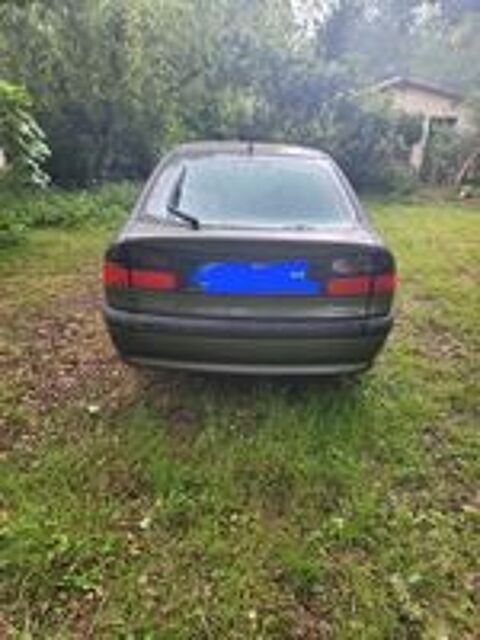 Laguna 1.8i Aliz&eacute; 1997 occasion 33670 La Sauve