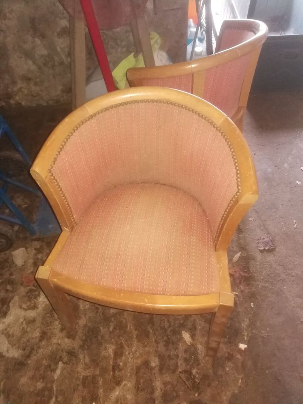 2 fauteuils en noyer Meubles