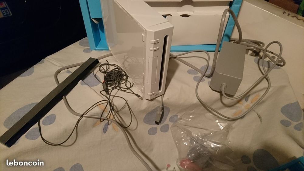 Console WII Consoles et jeux vidéos