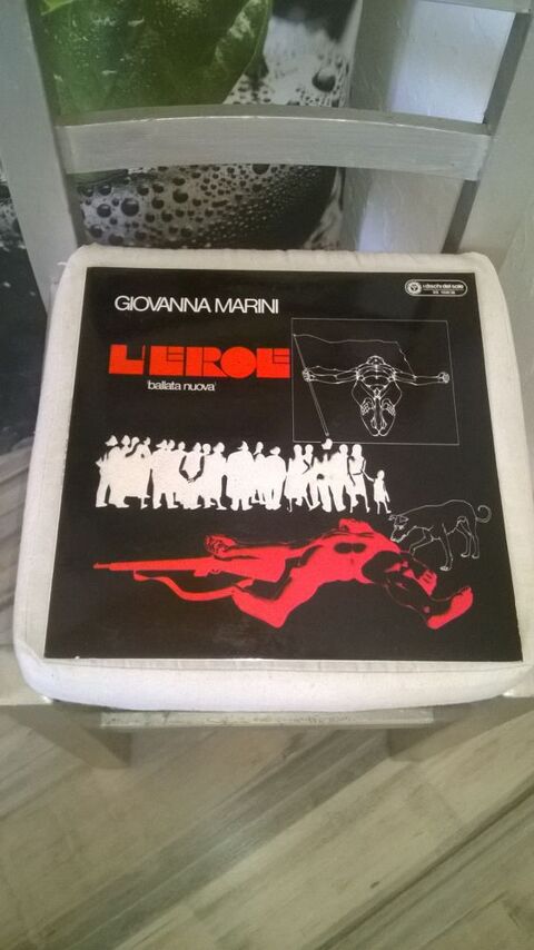 Vinyle Giovanna Marini
L'Eroe
1974
Excellent etat
L'Eroe 5 Talange (57)