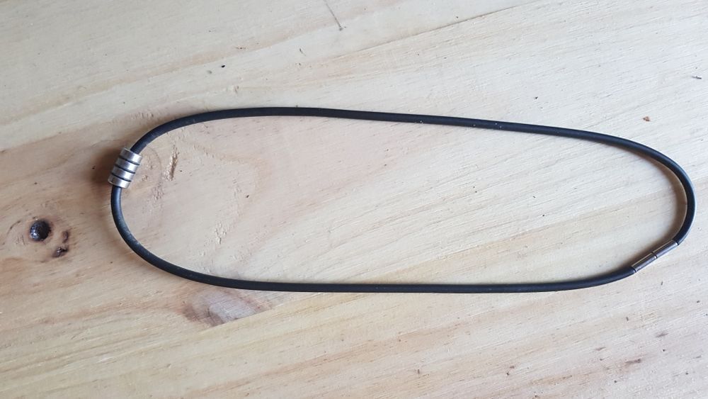 pendentif mixte en titanium Bijoux et montres