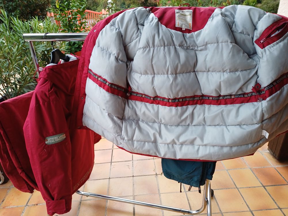 Deux blouson plus pantalon d'hiver de ski XL-L Billetterie