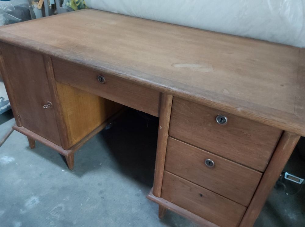 Bureau Vintage ann&eacute;e 50 en ch&ecirc;ne massif Meubles