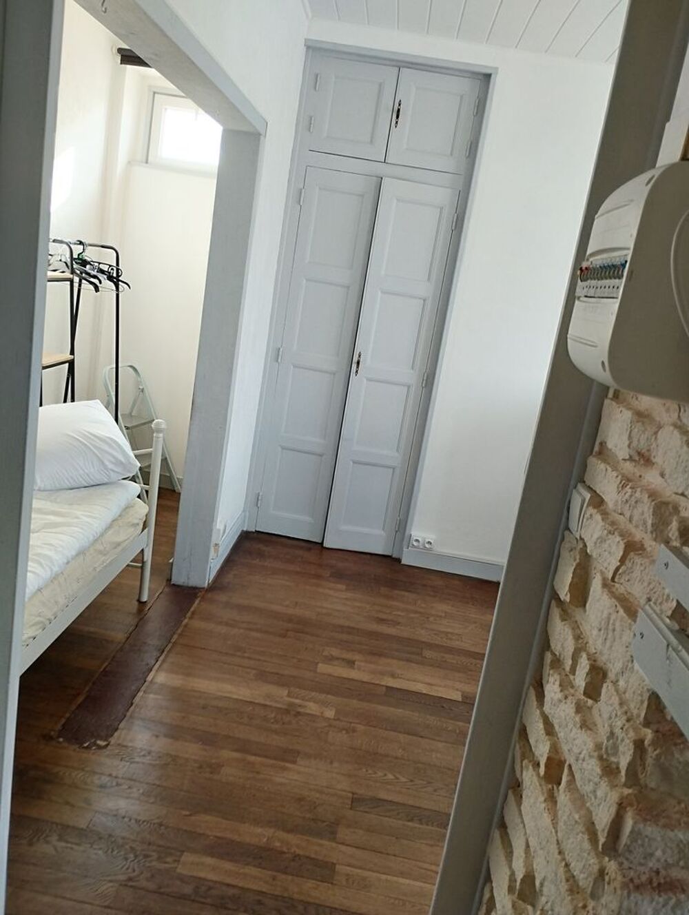 Location Appartement Dijon sud agréable et lumineux studio meublé de 26m2 Dijon