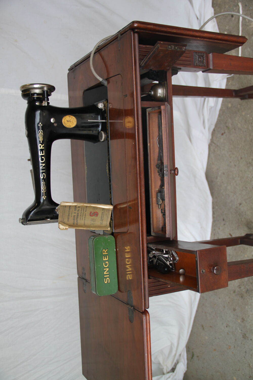 machine a coudre 1923 Meubles