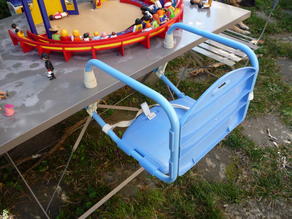 Si&egrave;ge b&eacute;b&eacute; de table Puériculture