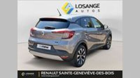 Captur E-Tech full hybrid 145 Evolution 2023 occasion 91700 Sainte-Genevi&egrave;ve-des-Bois