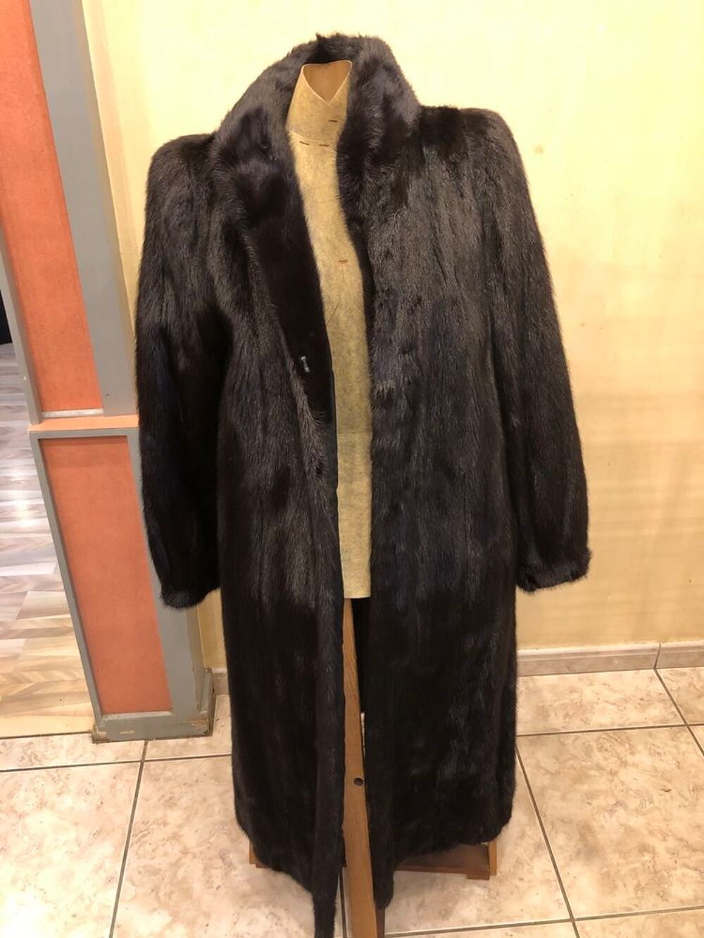 Manteau en vison long
Vêtements