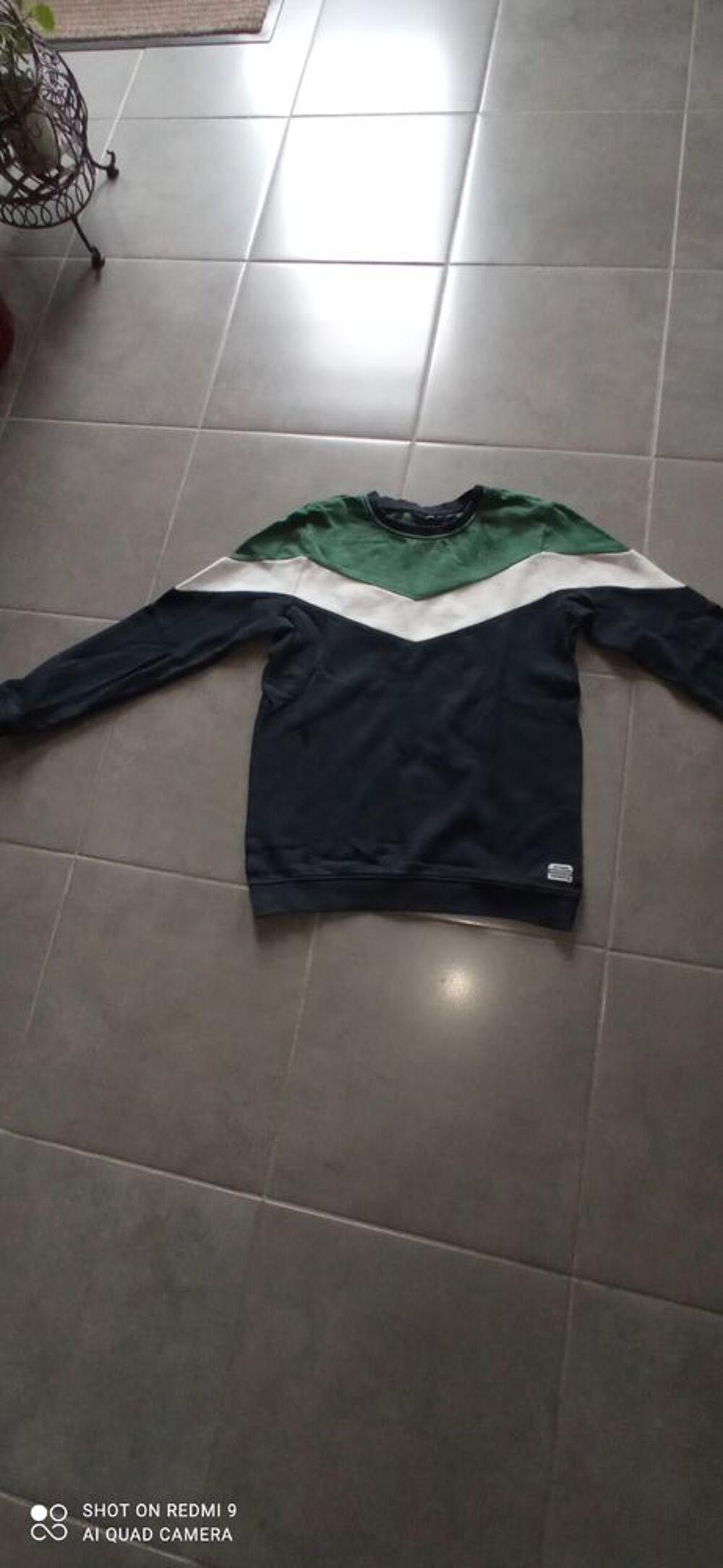 SWEAT SHIRT
Vêtements enfants