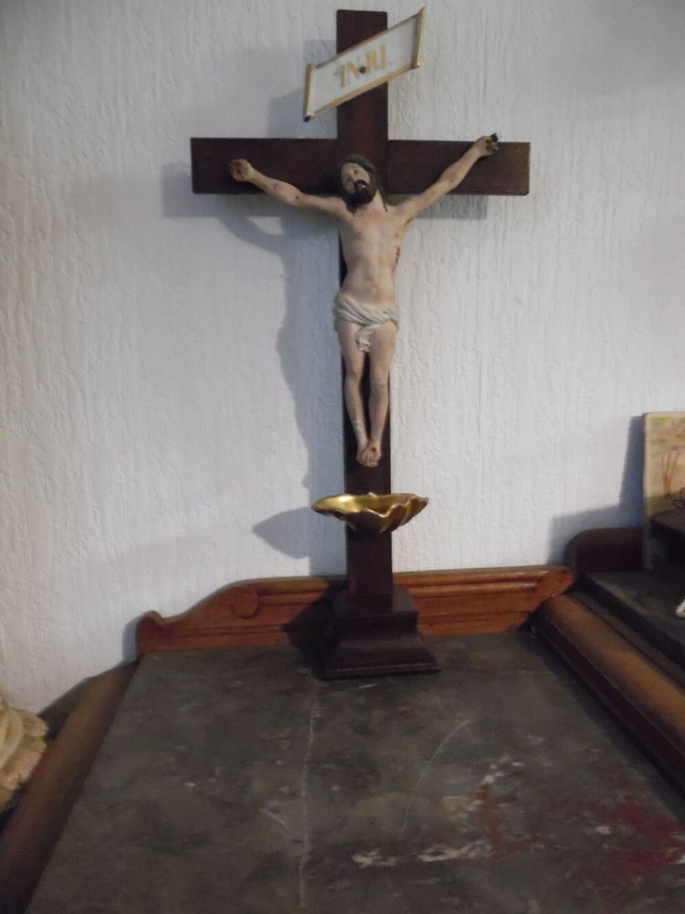 crucifix ancien vieux paris. 