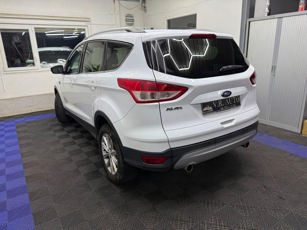Kuga 2.0 TDCi 150 S&S 4x4 Titanium 2015 occasion 69120 Vaulx-en-Velin