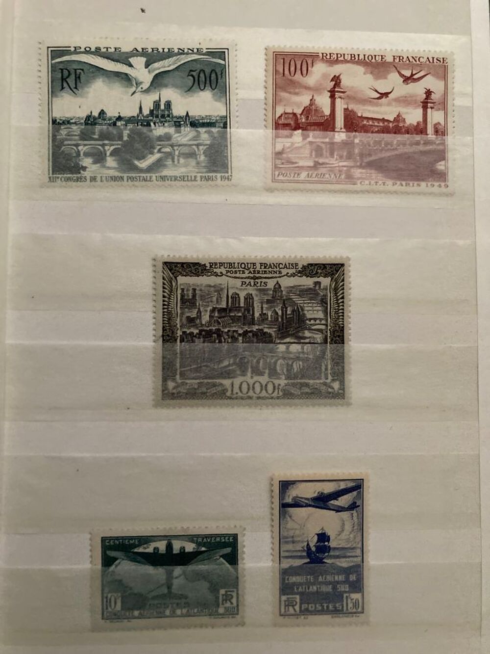 Lot de timbres postes a&eacute;rienne neufs** 