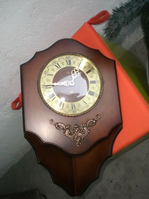 Pendule  Murale  A Carillon  Vintage   65 Pau (64)