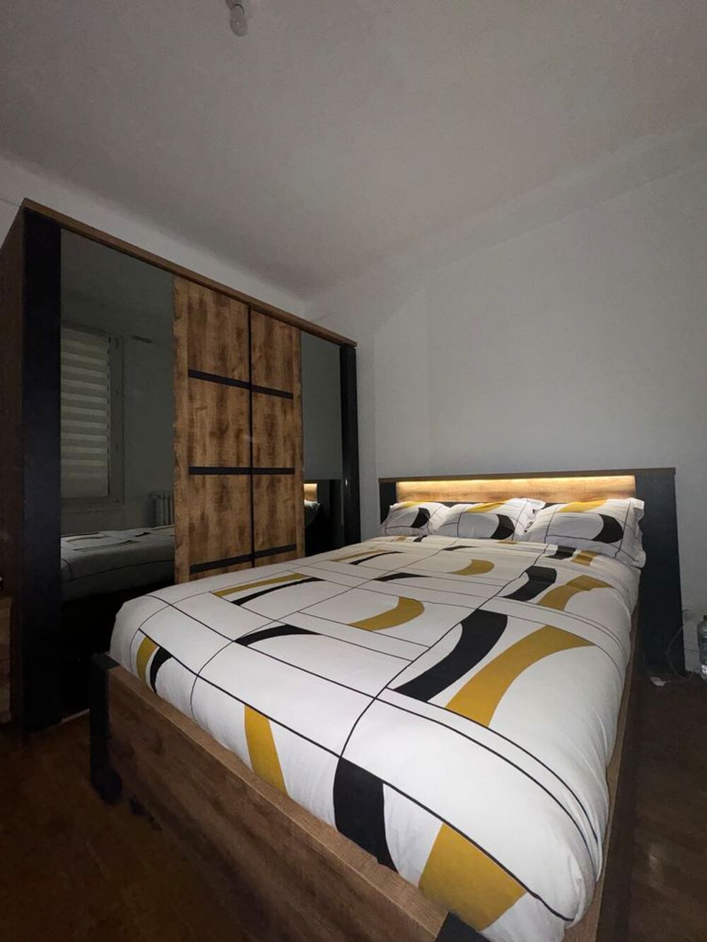 ?? Chambre compl&egrave;te Pauline ? lit 140&times;200 + armoire 217cm Meubles