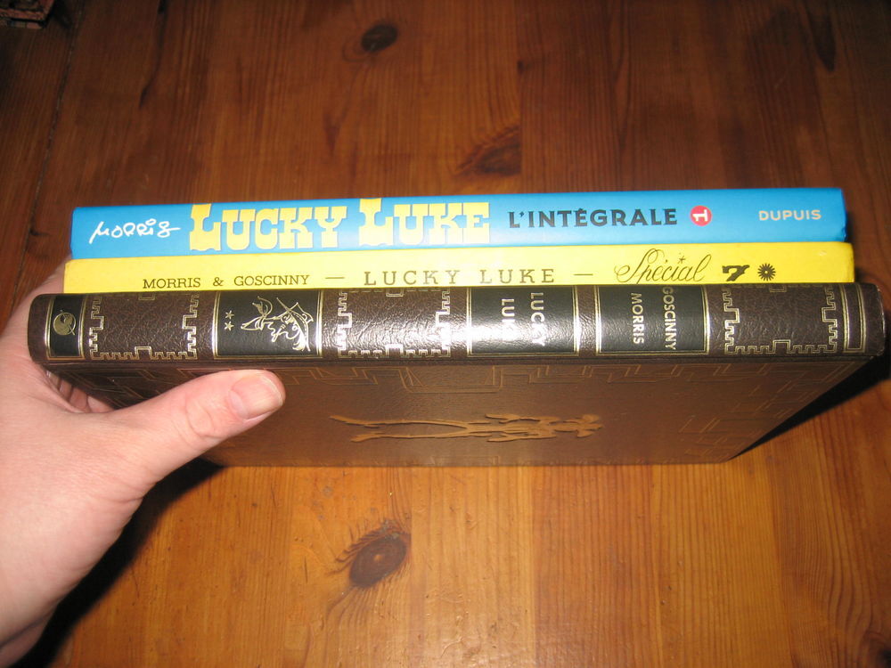 lot bd 11 aventures de lucky luke en 3 int&eacute;grales Livres et BD