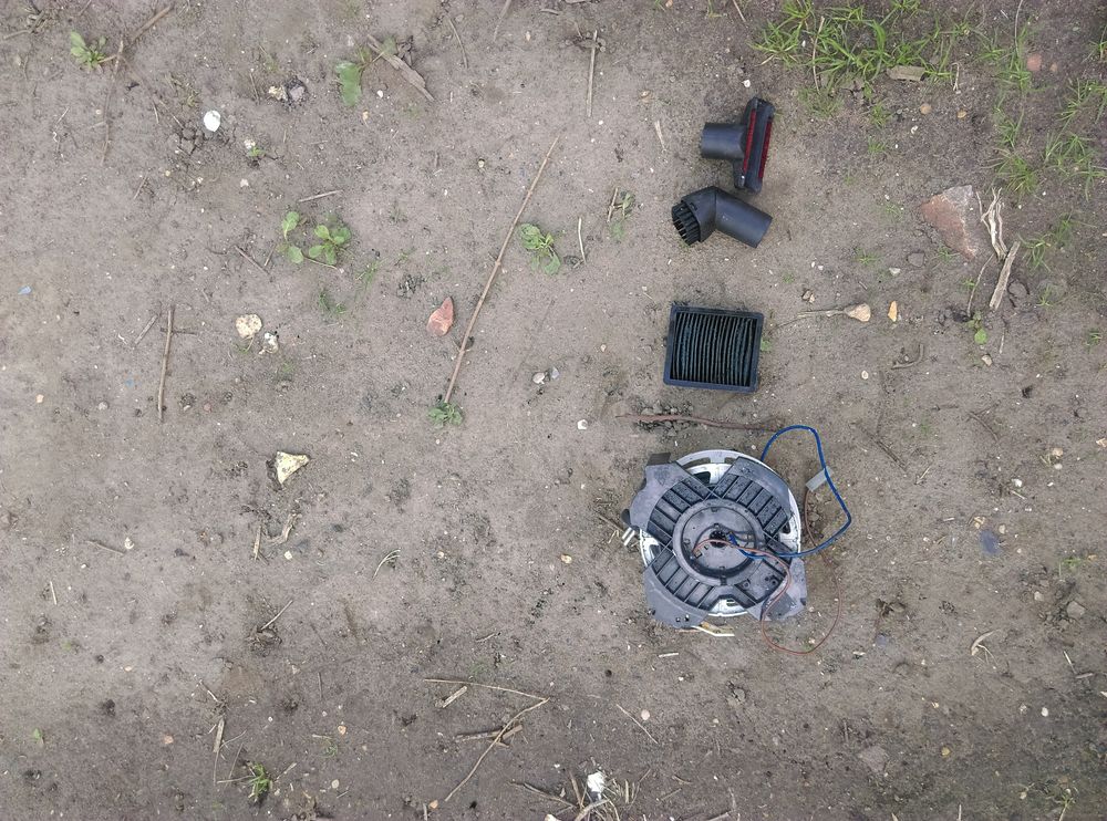 Piece aspirateur lg extron 1400w Electroménager