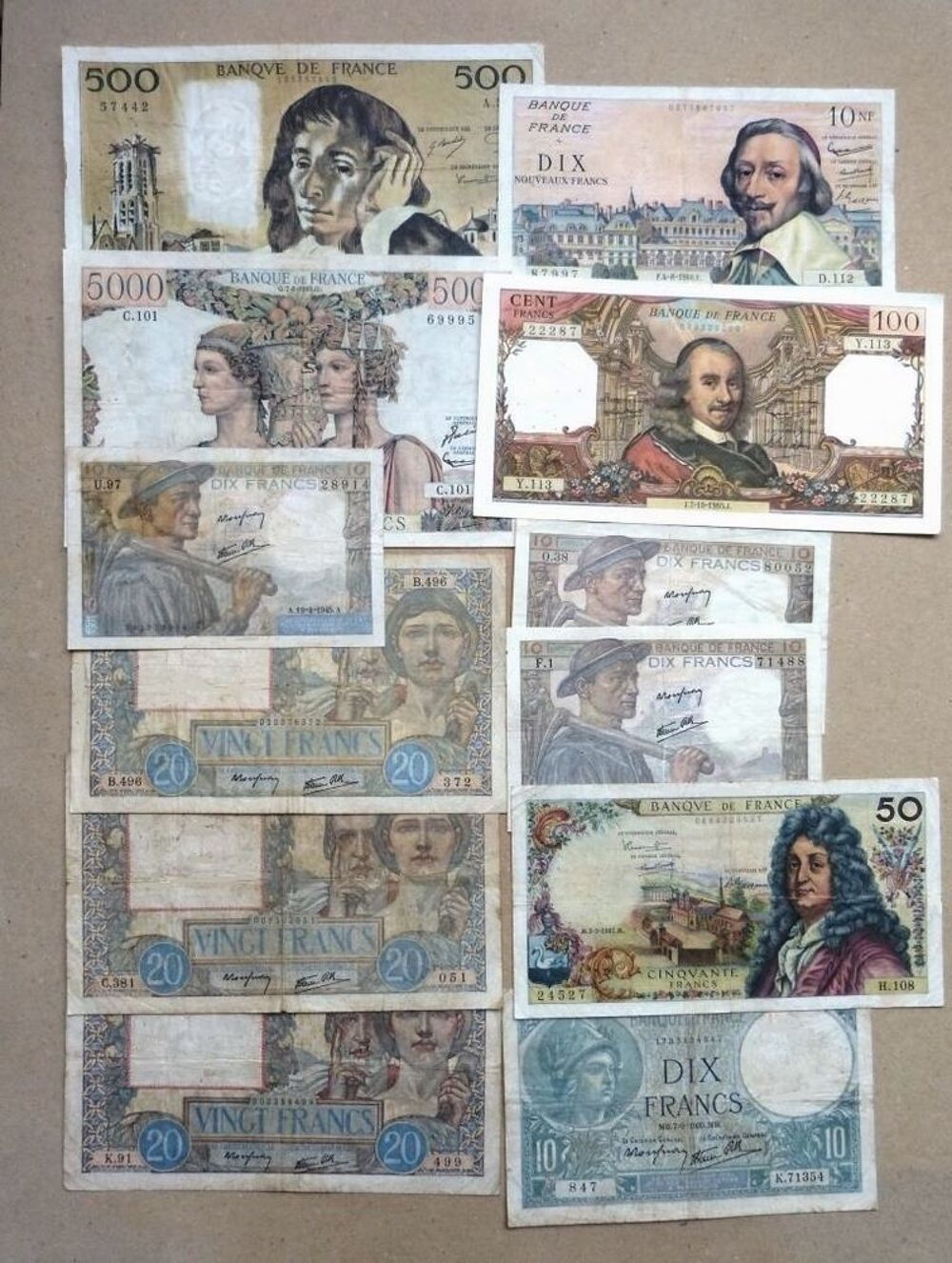 lot de 12 billets divers 
