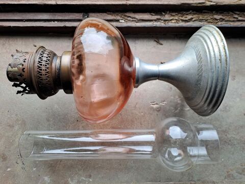 lampe p�trole 30 Montceaux-l�s-Provins (77)