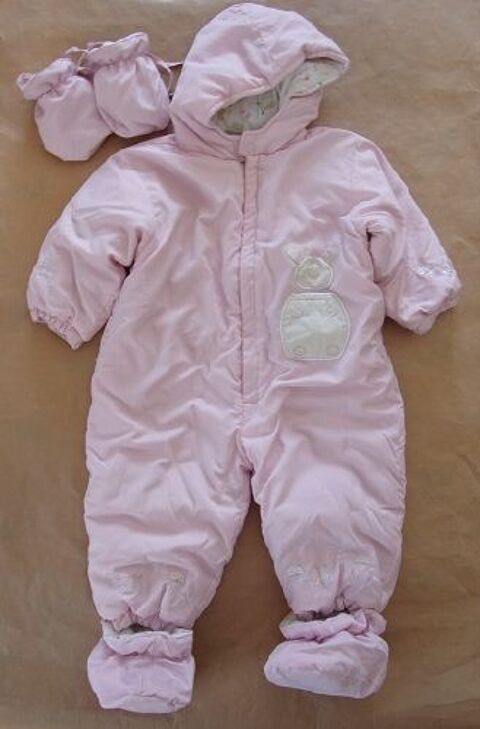 Lot de vtements en taille 18 mois 12 Montaigu-la-Brisette (50)