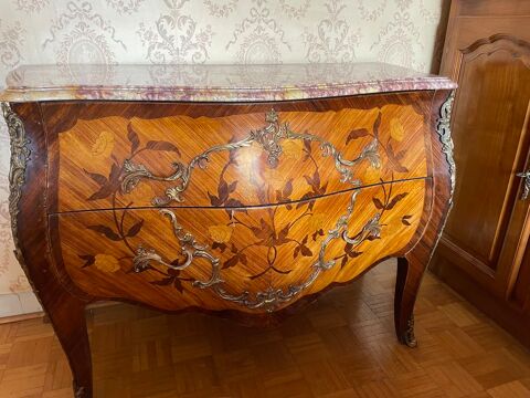 Commode Marqueterie Style Louis XV en bon état  300 Valserhône (01)