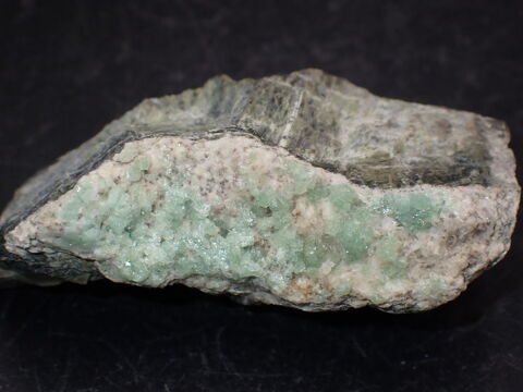 Grenats d�manto�des Ghazni Afghanistan 30gr 52 x 23 x 18 mm 18 Moyenmoutier (88)