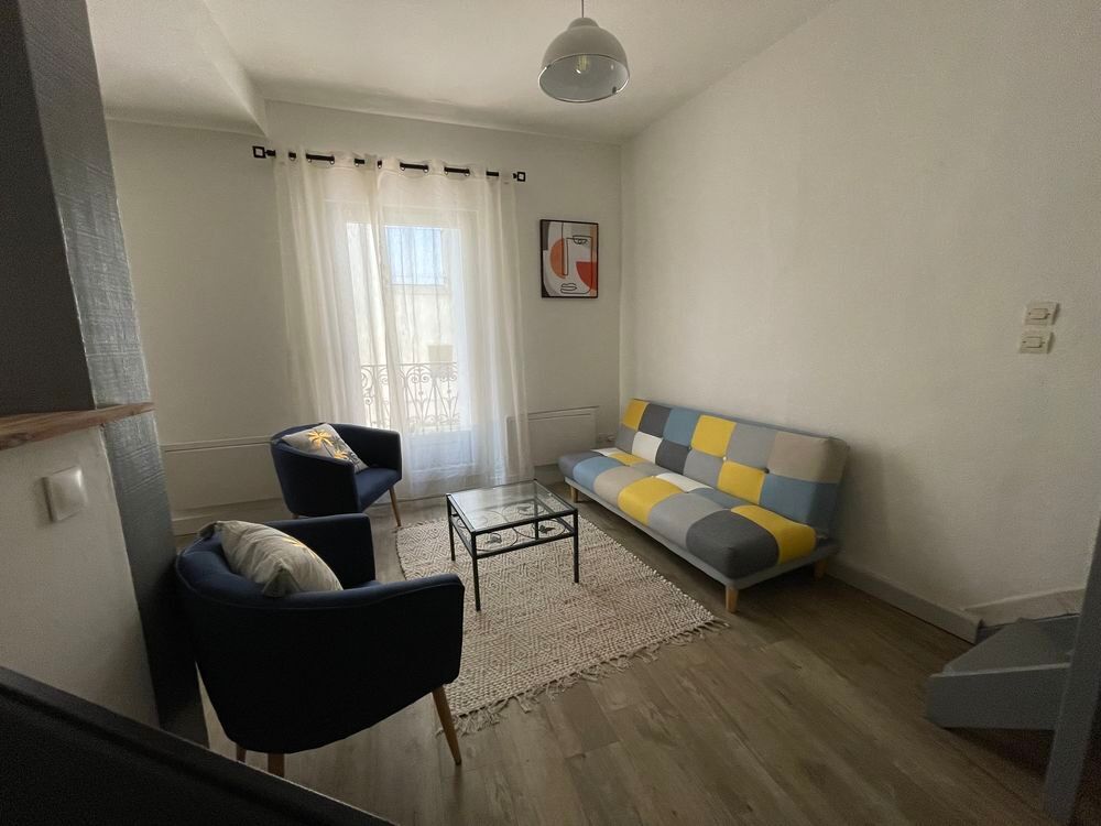 Location Duplex/Triplex Duplex meublé Centre Historique Pézenas