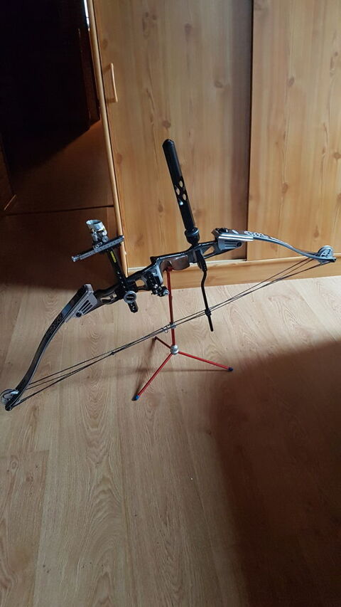 Arc � poulie Match 9, 29/50 livres droit noir + accessoires 650 Amiens (80)